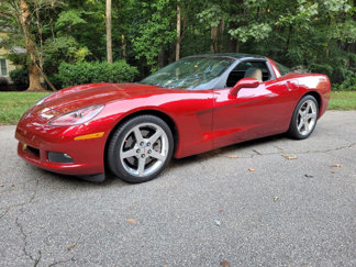 Used 2005 Chevrolet Corvette Coupe w/ Preferred Equipment Group image 1
