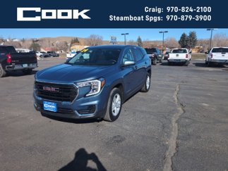 Used 2024 GMC Terrain SLE image 1