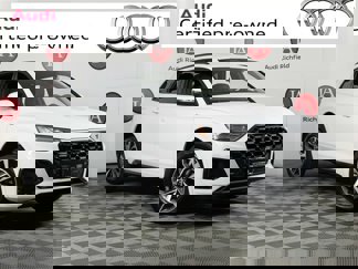 Certified 2024 Audi Q5 2.0T Premium image 1