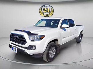 Used 2019 Toyota Tacoma SR5 image 1