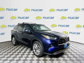 New 2025 Toyota Highlander Platinum image 1