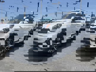 Used 2020 Kia Niro EX Premium image 1
