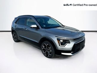 Used 2023 Kia Niro EX Touring image 1