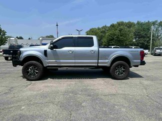 Used 2020 Ford F350 Lariat image 1