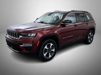 Used 2023 Jeep Grand Cherokee 4WD 4xe image 1