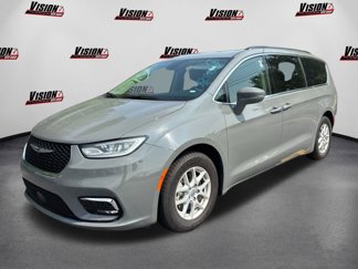 Certified 2022 Chrysler Pacifica Touring-L image 1