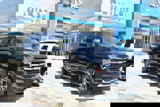 Certified 2023 Chevrolet Suburban LT image 1