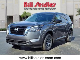 New 2025 Nissan Pathfinder S image 1