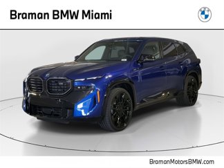 New 2025 BMW XM image 1