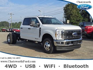 New 2025 Ford F350 4x4 Crew Cab DRW Super Duty image 1