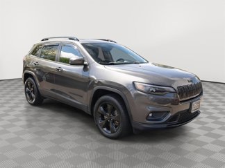Used 2019 Jeep Cherokee Latitude Plus image 1