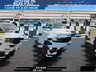 New 2025 Jeep Grand Cherokee Limited w/ Black Appearance Package image 1