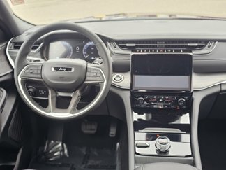 New 2025 Jeep Grand Cherokee Limited w/ Luxury Tech Group II video 2