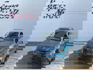 Used 2025 Toyota Camry SE image 1