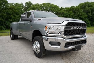 New 2024 RAM 3500 Tradesman w/ Chrome Appearance Group image 1