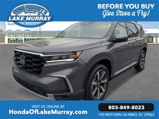 New 2025 Honda Pilot Touring image 1