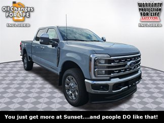 New 2025 Ford F350 4x4 Crew Cab Super Duty image 1