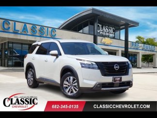 Used 2024 Nissan Pathfinder SL w/ Lighting Package (N92) image 1