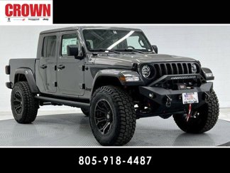 Used 2022 Jeep Gladiator Overland w/ Cold Weather Group image 1