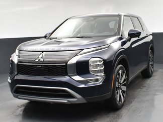 New 2025 Mitsubishi Outlander SE image 1