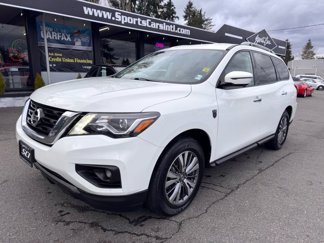 Used 2020 Nissan Pathfinder SL image 1