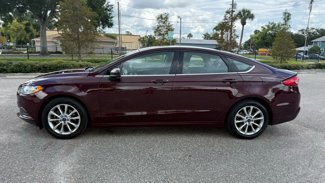 Used 2017 Ford Fusion SE w/ Fusion SE Technology Package image 1