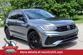 Used 2022 Volkswagen Tiguan SE R-Line image 1
