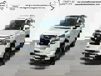 New 2025 Nissan Pathfinder SL image 1