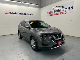 Used 2020 Nissan Rogue SV image 1