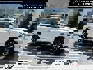 Certified 2025 INFINITI QX60 Luxe image 1