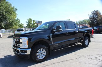 Used 2023 Ford F250 XLT w/ Camper Package image 1