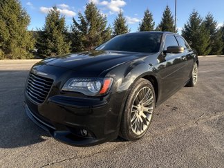 Used 2013 Chrysler 300 C image 1