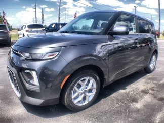 Used 2020 Kia Soul S image 1