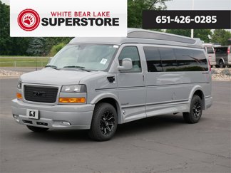 New 2025 GMC Savana 3500 LT image 1