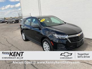 Used 2023 Chevrolet Equinox LS image 1