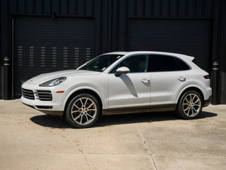 Certified 2021 Porsche Cayenne image 1