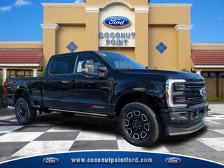 New 2025 Ford F250 4x4 Crew Cab Super Duty image 1