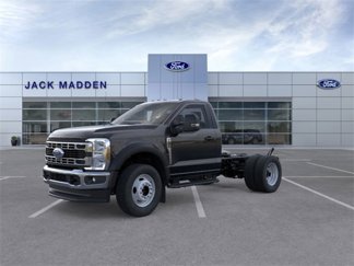 New 2025 Ford F550 4x4 Regular Cab Super Duty image 1