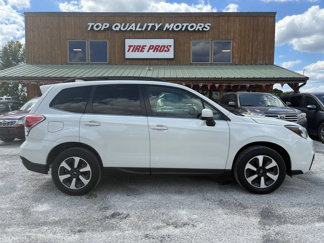 Used 2017 Subaru Forester 2.5i Limited image 1