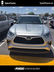 Certified 2022 Toyota Highlander XLE image 1