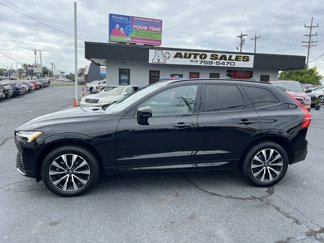 Used 2023 Volvo XC60 B5 Plus image 1