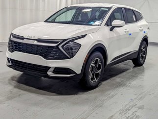 Certified 2024 Kia Sportage LX image 1