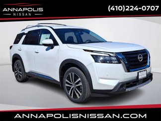New 2025 Nissan Pathfinder Platinum image 1