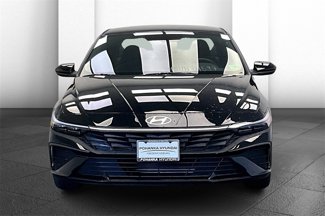 Used 2025 Hyundai Elantra Sport video 2