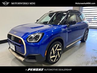 Used 2025 MINI Cooper Countryman S image 1