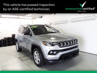 Used 2024 Jeep Compass Latitude image 1