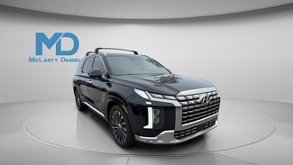 Used 2023 Hyundai Palisade Calligraphy image 1