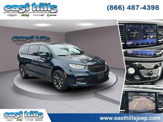 Used 2022 Chrysler Pacifica Touring-L w/ S Appearance Package image 1