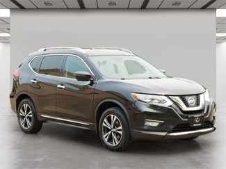 Used 2017 Nissan Rogue SL w/ SL Premium Package image 1