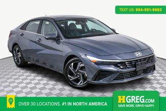 Used 2024 Hyundai Elantra Limited image 1